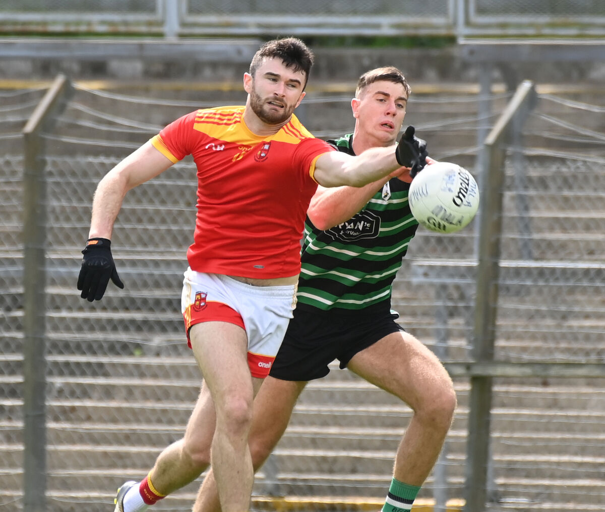 Douglas' Ciaran Kenny and Mallow's Sean Hayes tussle for the ball. Picture: Eddie O'Hare Douglas' Ciaran Kenny and Mallow's Sean Hayes tussle for the ball. Picture: Eddie O'Hare