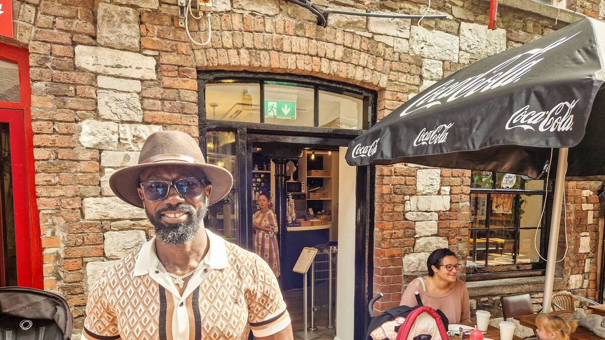Sun shines as Blue's Café opens doors in Cork city 