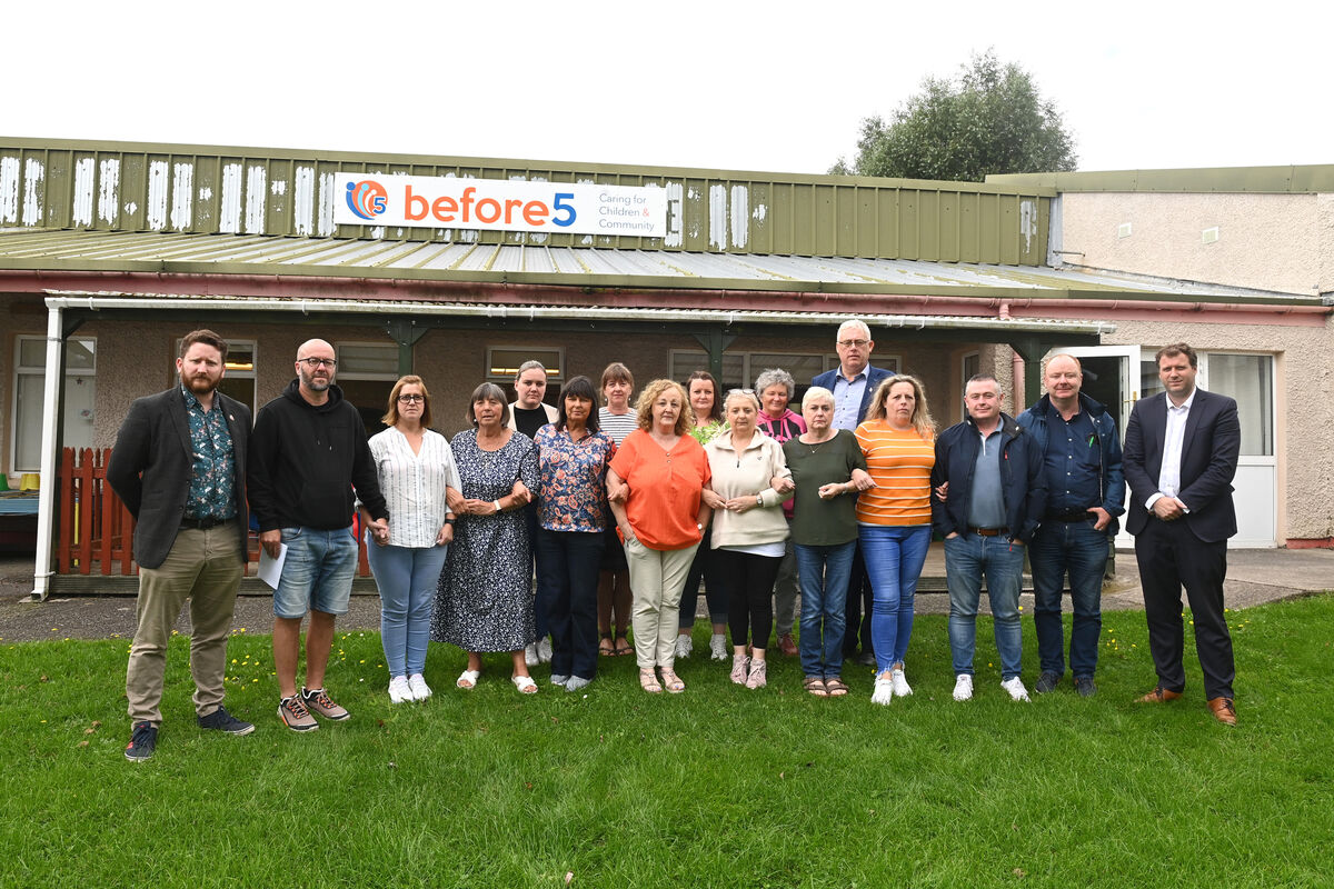  Before5 Family Centre, Churchfield Cork. Staff and public representatives stand together after a meeting at the centre on Thursday afternoon following the shock announcement of the closing of the community creche/pre-school. Pic Larry Cummins.