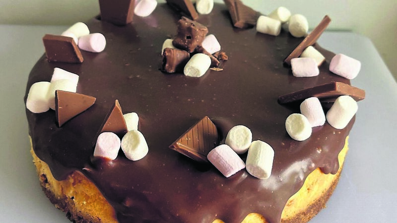 Recipe: Burnt Marshmallows and Vanilla Cheesecake