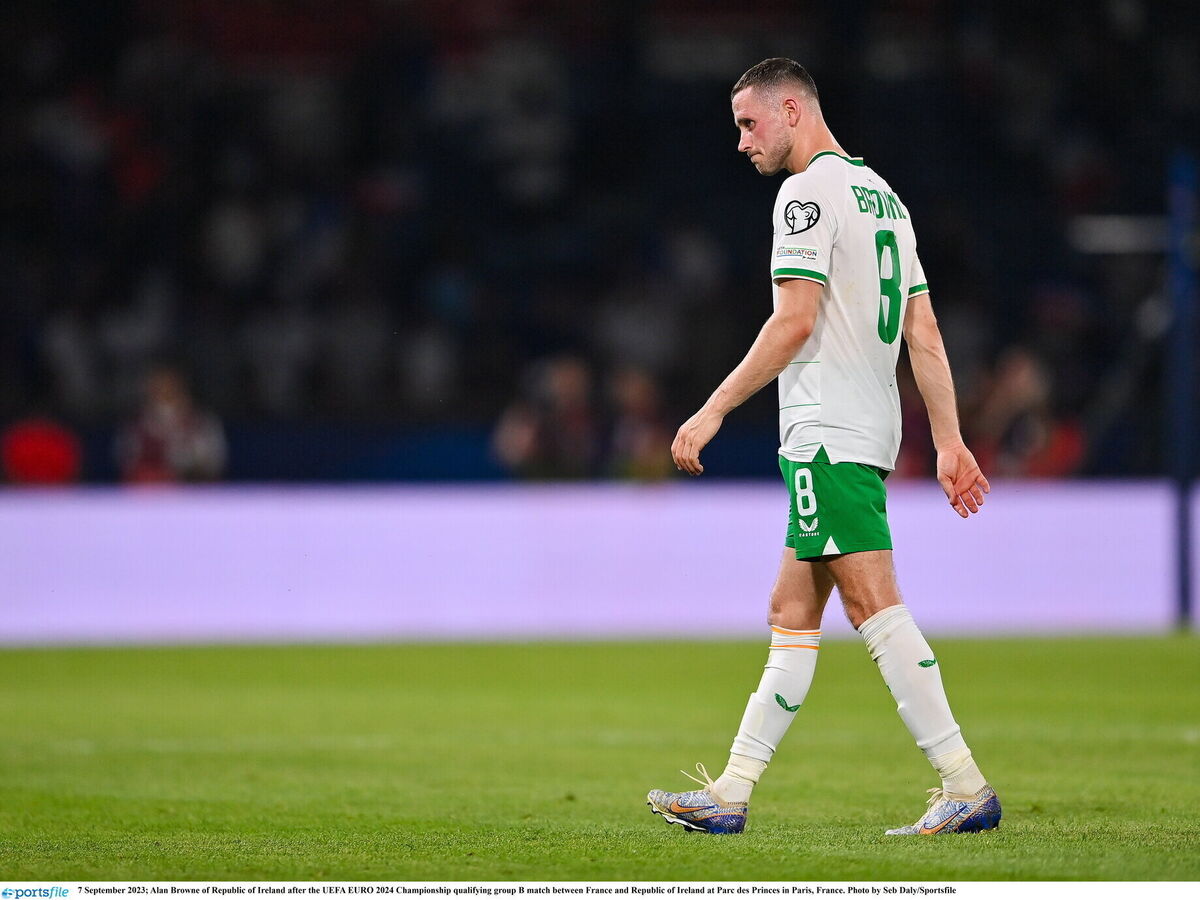 Alan Browne mang đến kinh nghiệm quý giá cho Sunderland - Tân binh làm thay đổi cuộc chơi