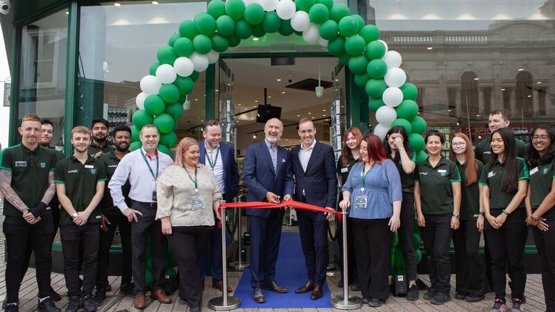 'We are opening in time for the Christmas rush': Carrolls opens new store in Cork city 