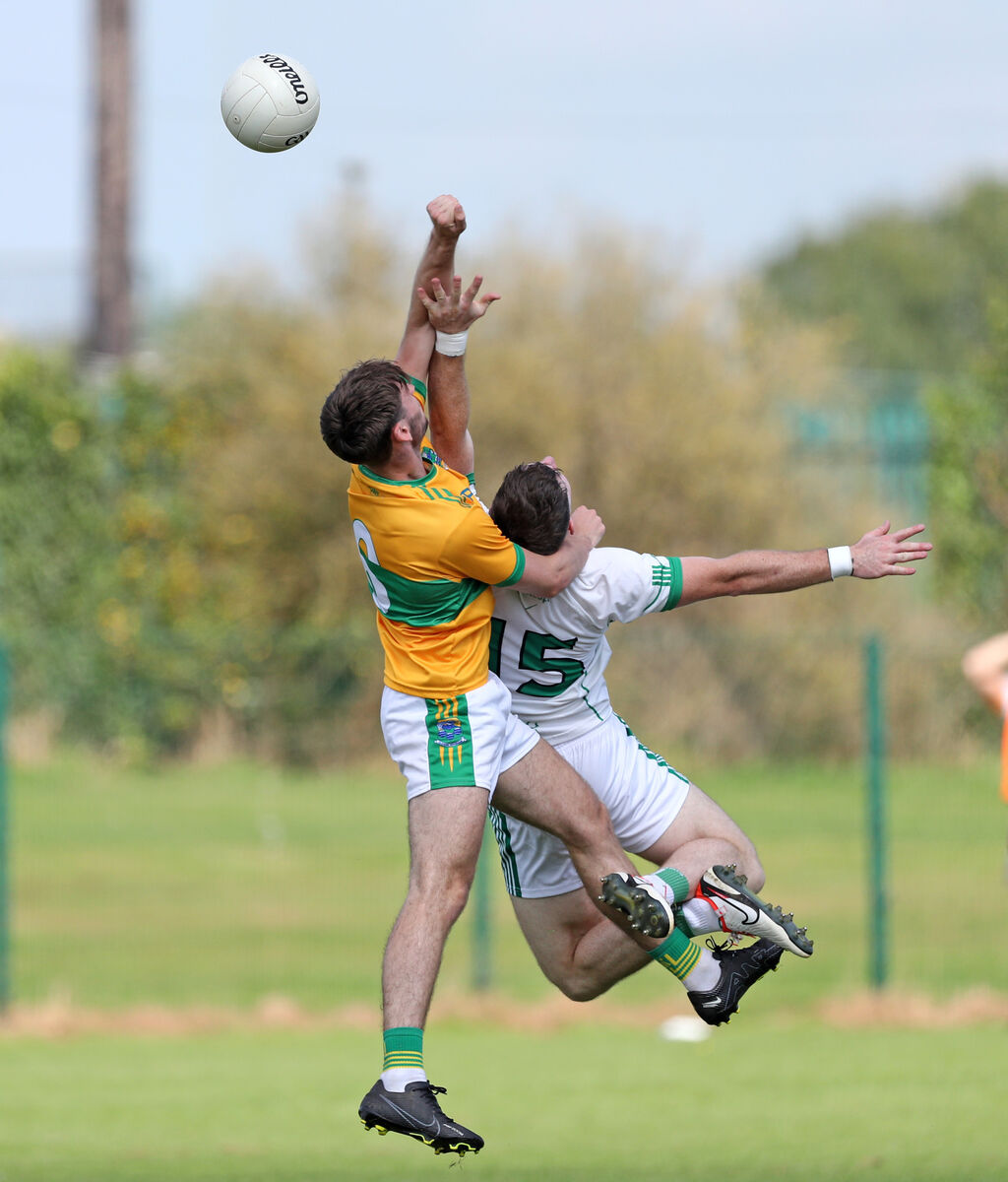  Blake Murphy, St Vincent's, battling Darragh Murray, Glanmire. Picture: Jim Coughlan.