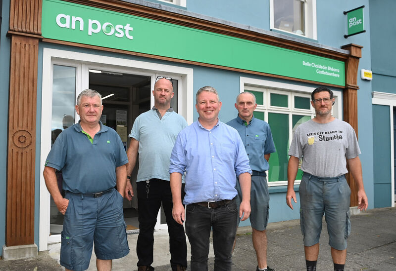 Noel Harrington, (centre) post master with postmen Ger O'Connor, Kieran O'Sullivan, Richard and Seamus Spencer, missing from picture are Jimmy Duggan, Finbarr McCarthy and Michelle Dudley at Castletownbere post office. Picture; Eddie O'Hare