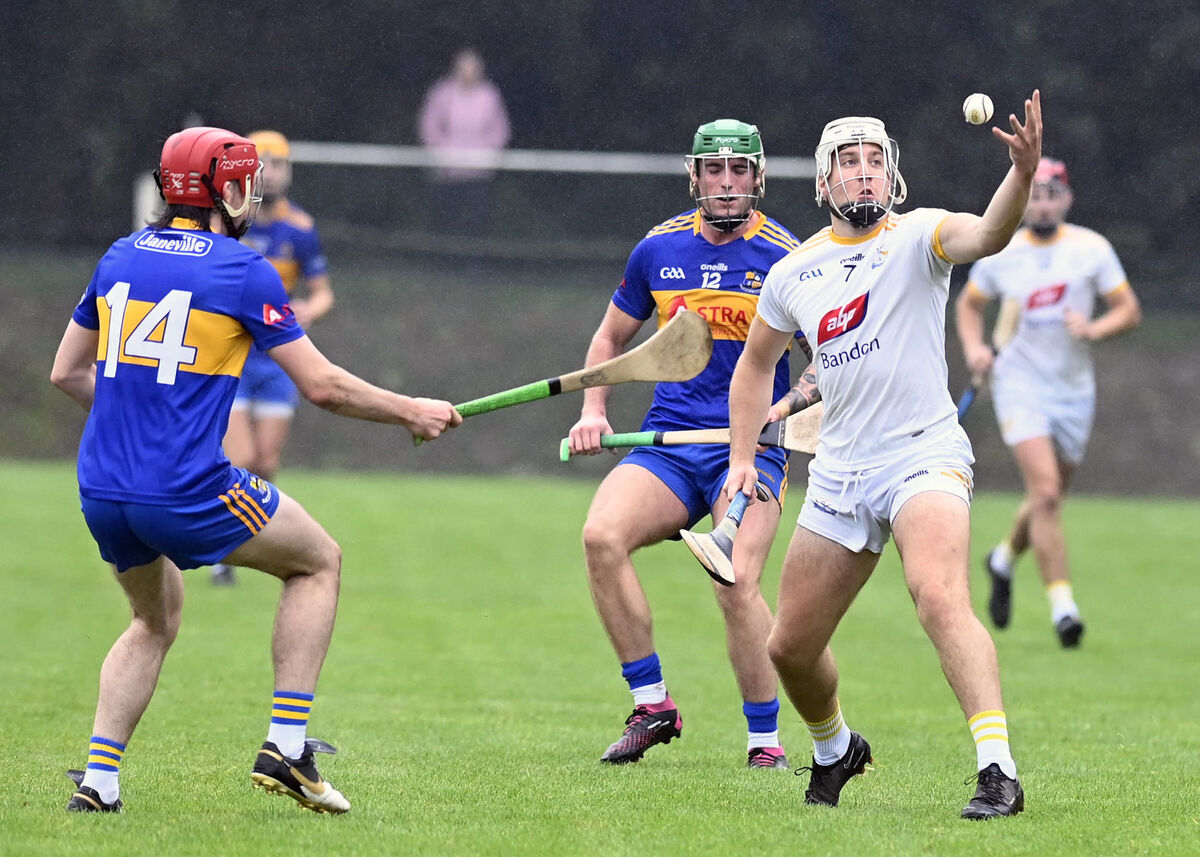 Ciaran McCarthy grabs possession in Ballinspittle. Picture: Martin Walsh.