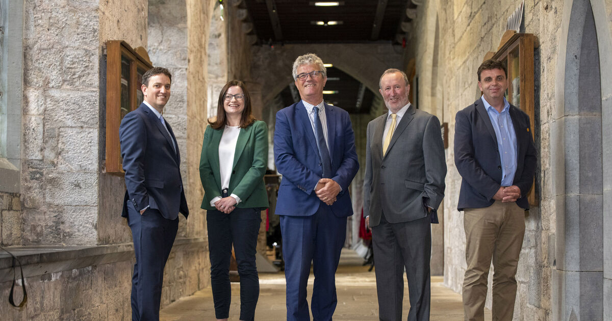 Cork-based financial services company invests in two bursaries for students at UCC - Vimarsana News
