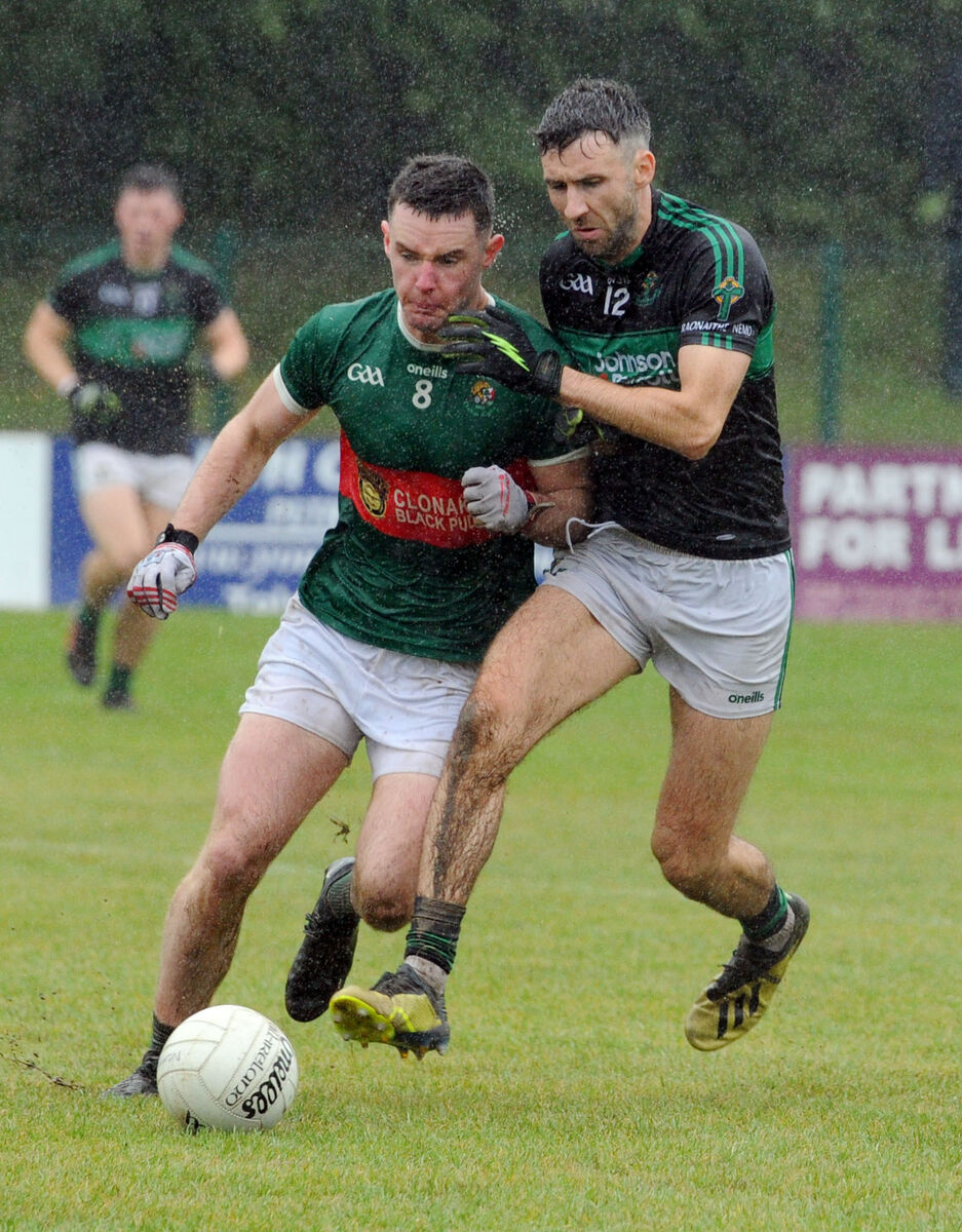 Clonakilty's Maurice Shanley and Nemo Rangers' Jack Horgan trying to win the ball in the Bon Secours Cork PSFC at Bandon. Picture: Denis Minihane. Clonakilty's Maurice Shanley and Nemo Rangers' Jack Horgan trying to win the ball in the Bon Secours Cork PSFC at Bandon. Picture: Denis Minihane.