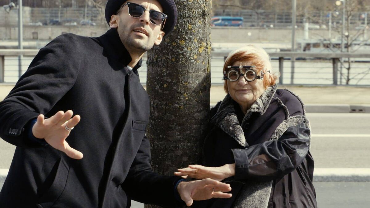 Agnes Varda and street photographer JR.