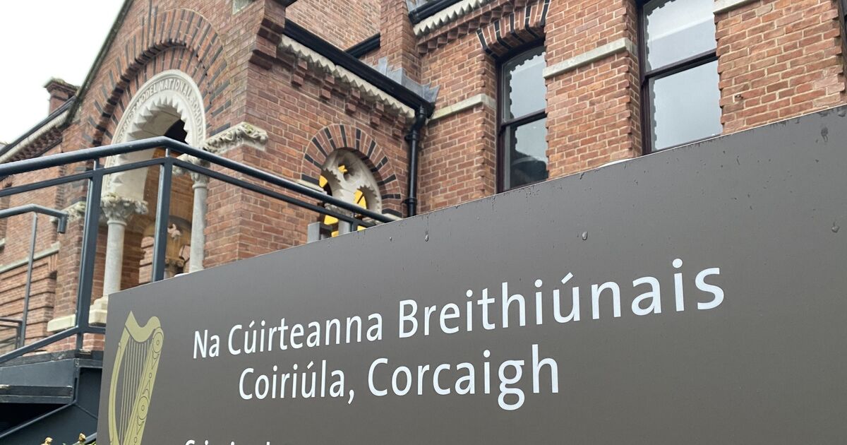 'Wrong-footed' defence fail to strike out charges at Cork court - Vimarsana News