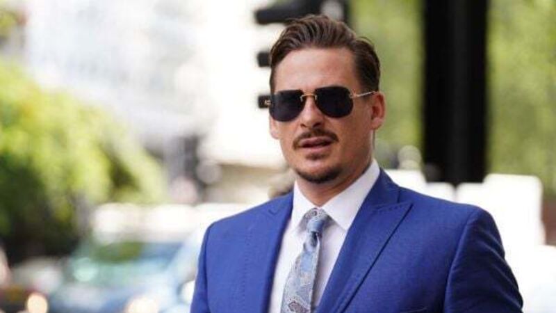 Blue star Lee Ryan handed suspended sentence for abusing cabin crew Blue star Lee Ryan handed suspended sentence for abusing cabin crew