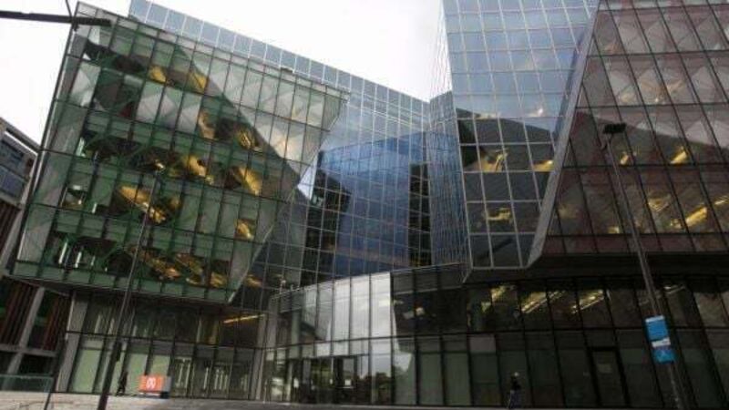 Ireland’s GDP to contract this year as multinational activity slows, ESRI warns Ireland’s GDP to contract this year as multinational activity slows, ESRI warns