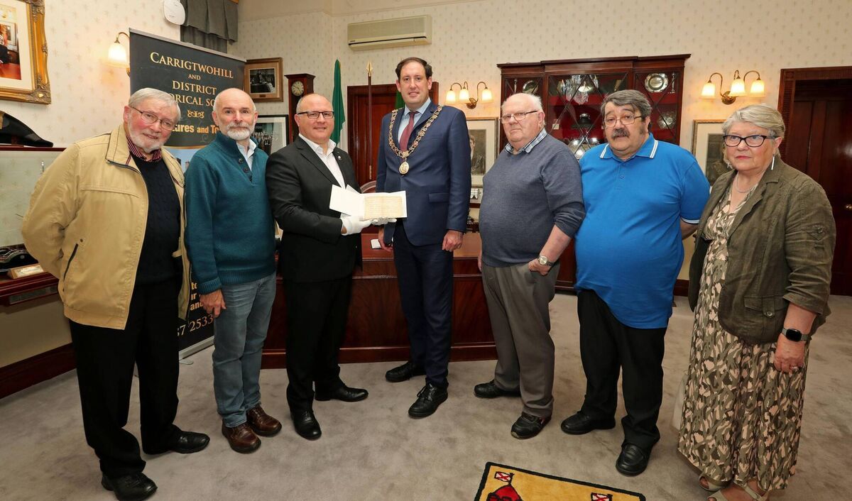 Pictured are, Tony Bourke, Tony Ò Floinn, both Carrigtwohill & District Historical Society, Brian McGee, Senior Archivist Cork City and County Archives Service and Lord Mayor Cllr Kieran McCarthy, Jim Barry, Andre Saubolle and Marie McCarthy, all Carrigtwohill & District Historical Society, at the Carrigtwohill & District Historical Society presentation of a Dáibhí de Barra manuscript to the Cork City and County Archives Service, at City Hall, Cork. Picture: Jim Coughlan. Pictured are, Tony Bourke, Tony Ò Floinn, both Carrigtwohill & District Historical Society, Brian McGee, Senior Archivist Cork City and County Archives Service and Lord Mayor Cllr Kieran McCarthy, Jim Barry, Andre Saubolle and Marie McCarthy, all Carrigtwohill & District Historical Society, at the Carrigtwohill & District Historical Society presentation of a Dáibhí de Barra manuscript to the Cork City and County Archives Service, at City Hall, Cork. Picture: Jim Coughlan.