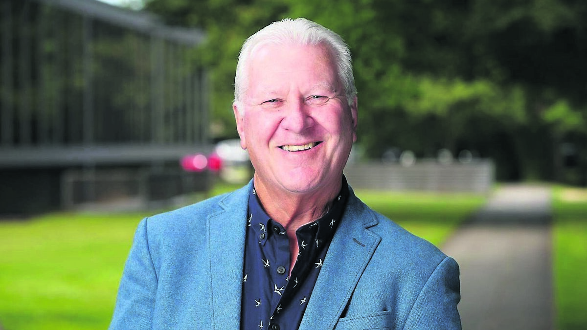 Showband greats, and a podcast star visit Cork stages this week