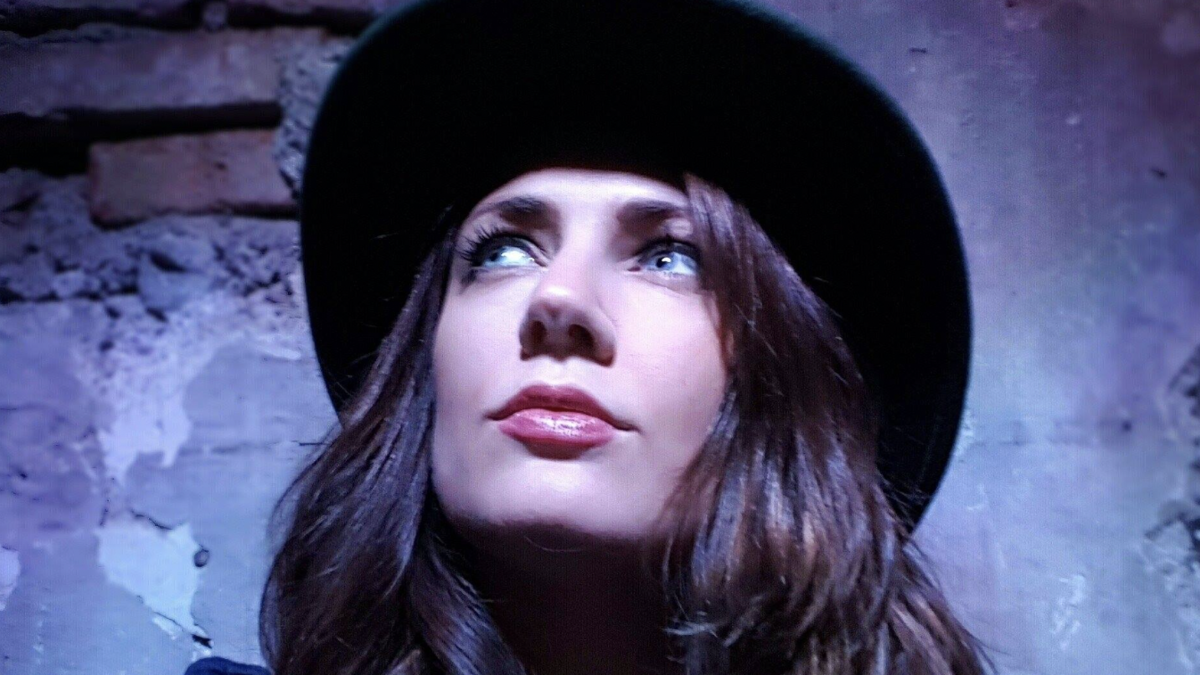 Aoife Scott: Any time I get a chance to sing in Cork, I’m there! 