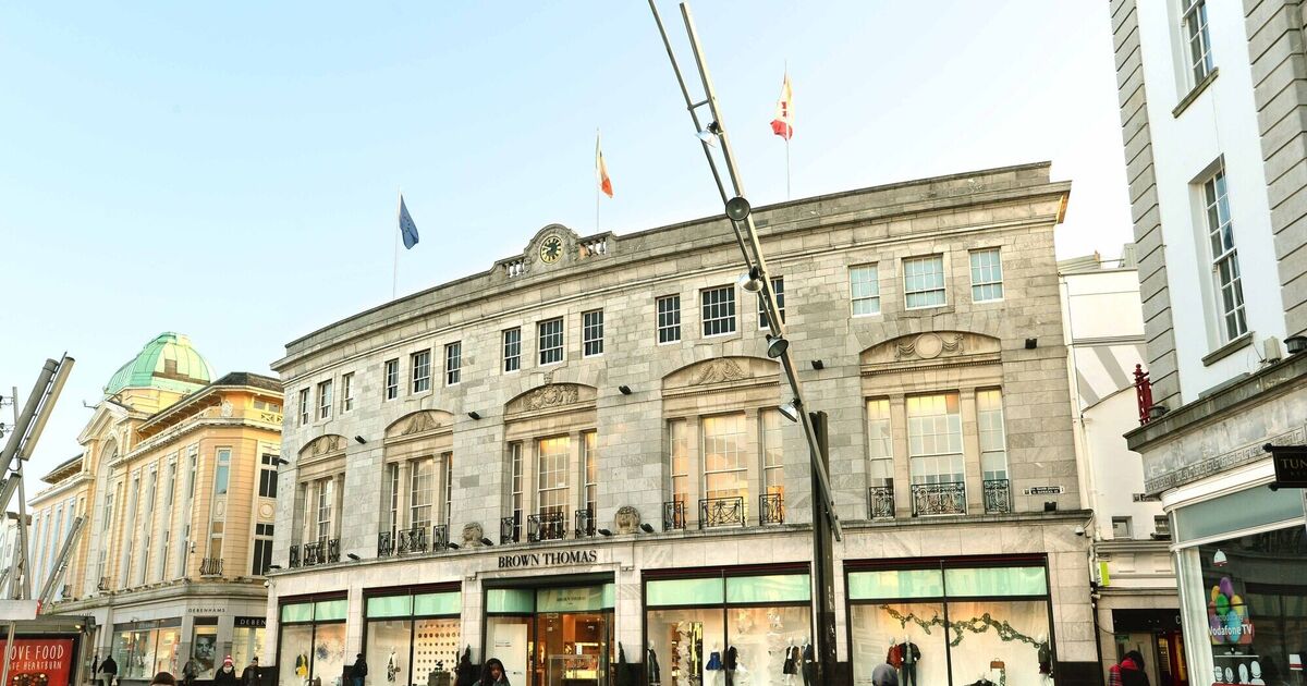 Man who threatened Brown Thomas staff at Cork store is jailed - Vimarsana News