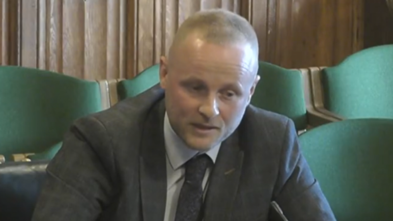 Young loyalists looking at ‘non-political solutions’ to Irish Sea border