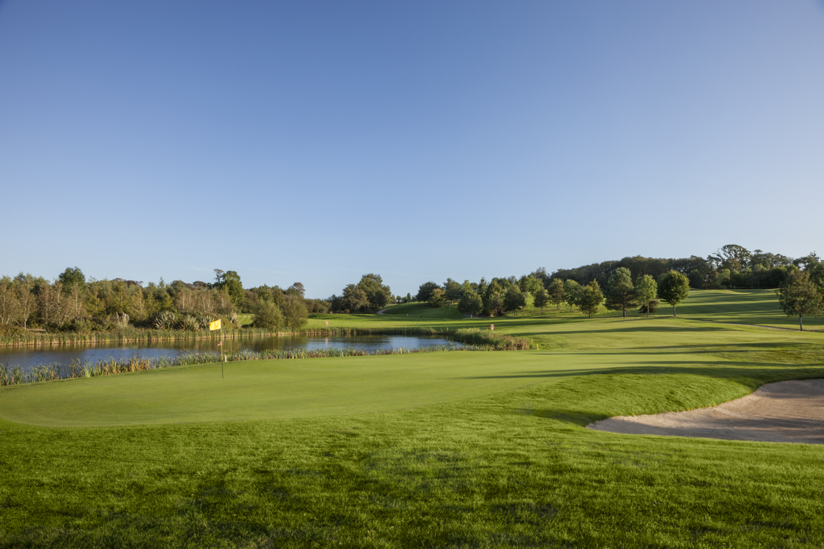 Fota Island's 8th green on the new nine which was developed in 2006. Picture: Niall O'Shea