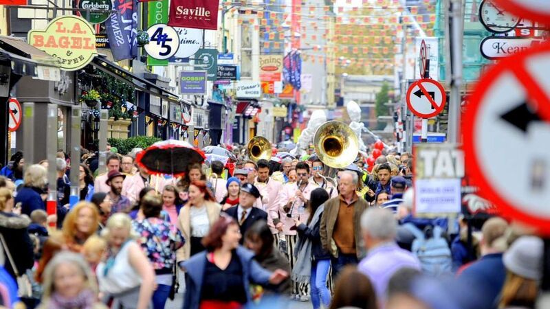 Great atmosphere and buzz in the air as excitement builds for Cork Jazz Festival 