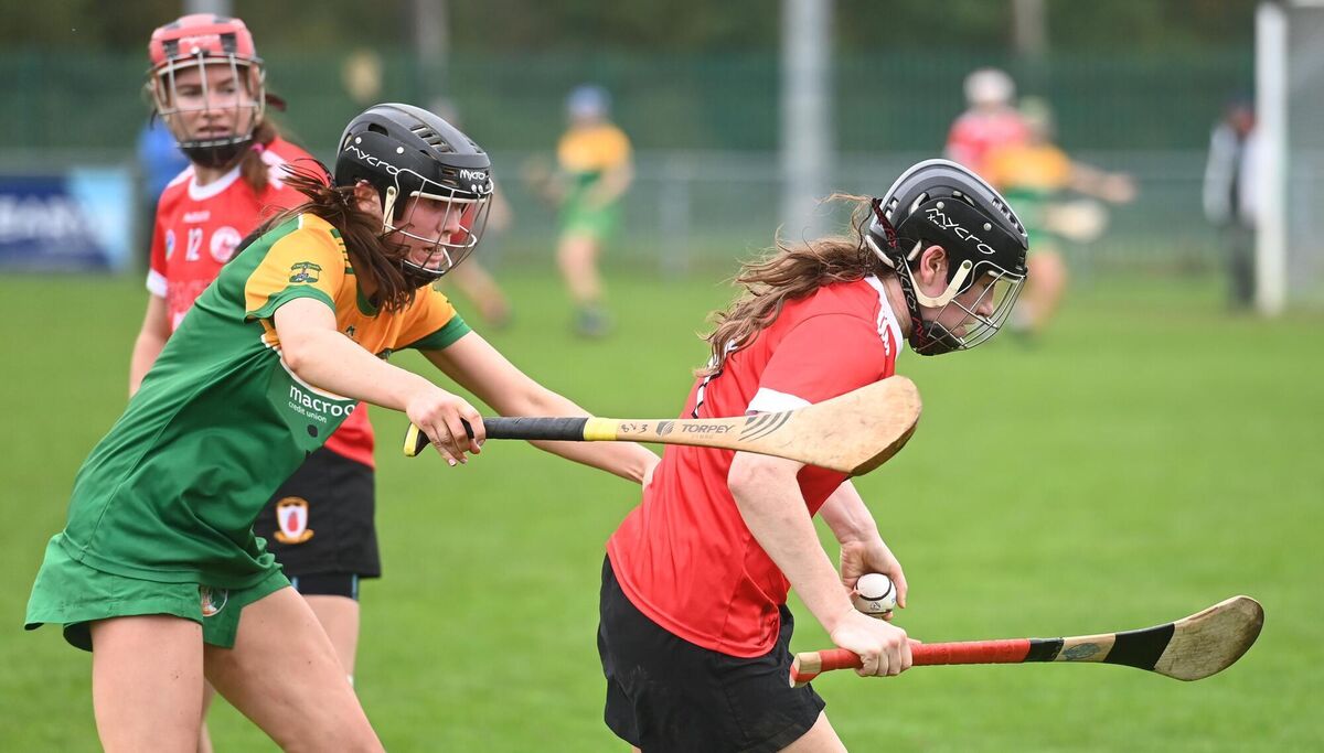 Roisin de Faoite, Seandún, in action against Julie Verling, Cloughduv. Picture: Larry Cummins Roisin de Faoite, Seandún, in action against Julie Verling, Cloughduv. Picture: Larry Cummins