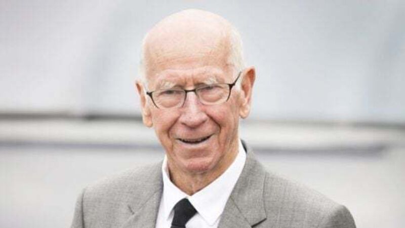 Gary Lineker leads tributes to ‘England’s greatest ever’ Sir Bobby Charlton Gary Lineker leads tributes to ‘England’s greatest ever’ Sir Bobby Charlton