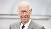 Gary Lineker leads tributes to ‘England’s greatest ever’ Sir Bobby Charlton