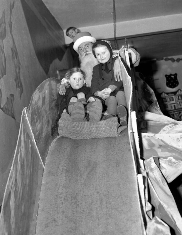 Children meet Santa Claus at the Kilgrew's, Merchant's Quay 10/12/1949.