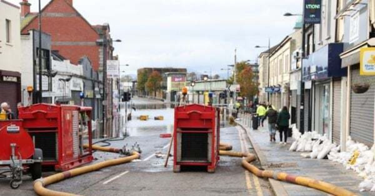 Operation to clear floodwaters continues in Downpatrick - Vimarsana News