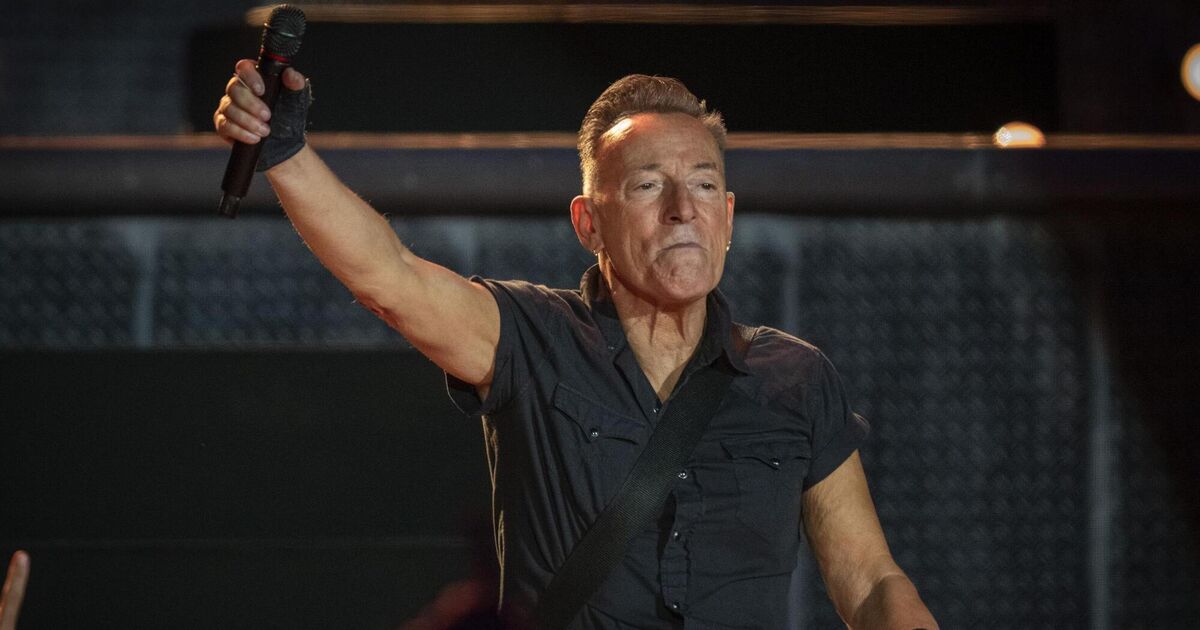 Tickets for The Boss in Cork sell out - Vimarsana News