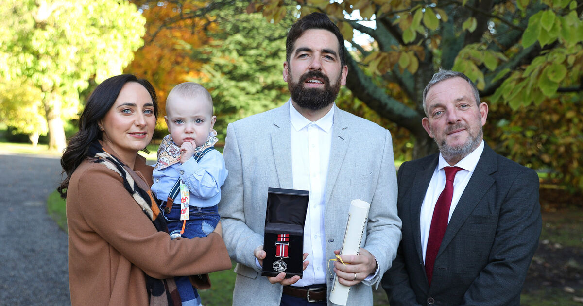 Cork man who saved woman from River Lee receives bravery award - Vimarsana News