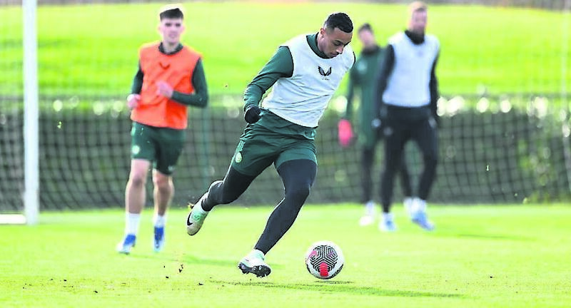 Adam Idah during Ireland squad training at the FAI National Training Centre in Abbotstown, Dublin. 	Picture: Stephen McCarthy/Sportsfile
                    