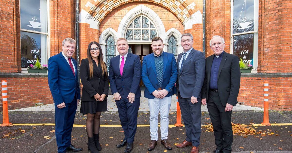 Minister helps launch new programme designed to assist people in Cork in recovery from addiction - Vimarsana News