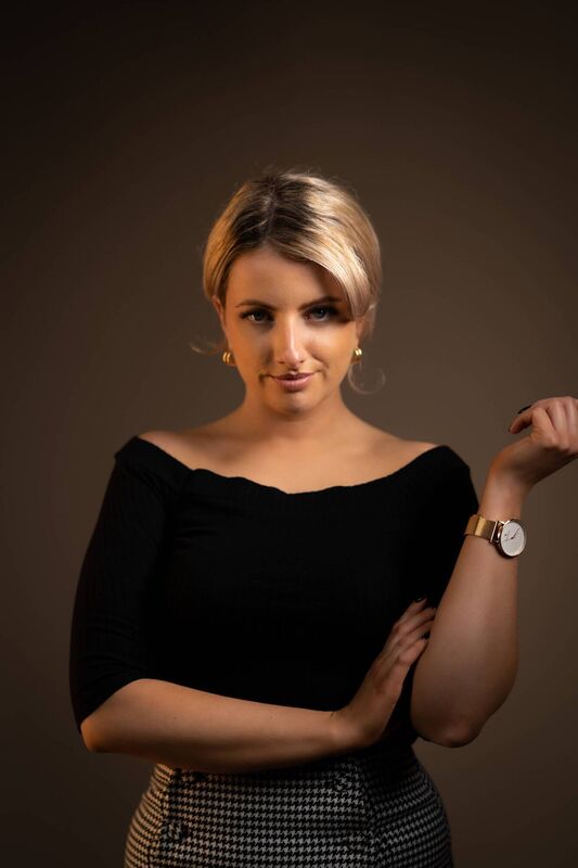 Muriel Foley, Digital Marketing Consultant. Muriel Foley, Digital Marketing Consultant.