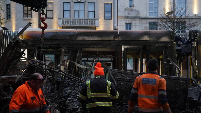 34 arrests made after rioting in Dublin following school knife attack 34 arrests made after rioting in Dublin following school knife attack