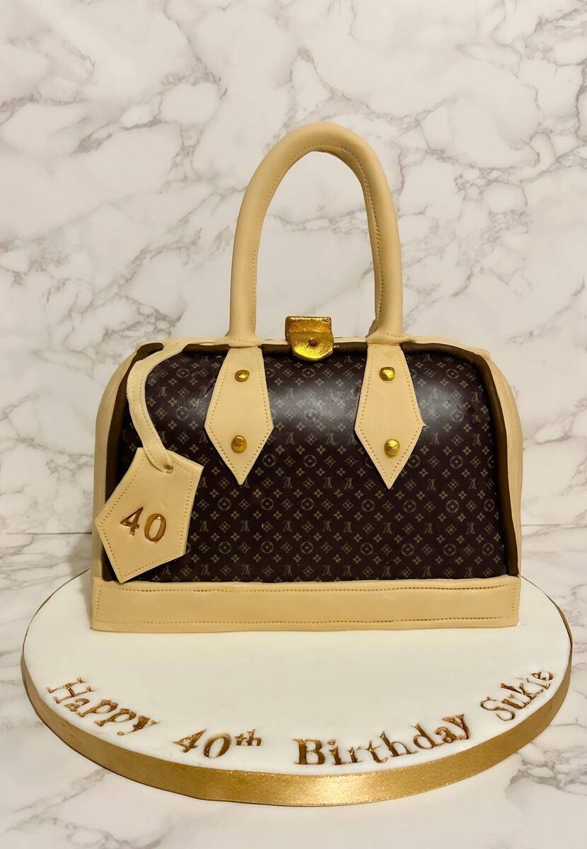 Ruairi's extensive consultation process means customers always get a cake that totally matches their vision. Ruairi's extensive consultation process means customers always get a cake that totally matches their vision.