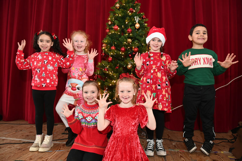 Zara, Zoey, Esme, Chanel, Amelia and Kwan are all set for Christmas cheer. Pic Larry Cummins Zara, Zoey, Esme, Chanel, Amelia and Kwan are all set for Christmas cheer. Pic Larry Cummins