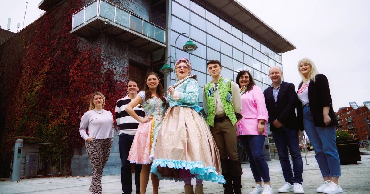 Opera House panto on right foot with Skechers partnership - Vimarsana News