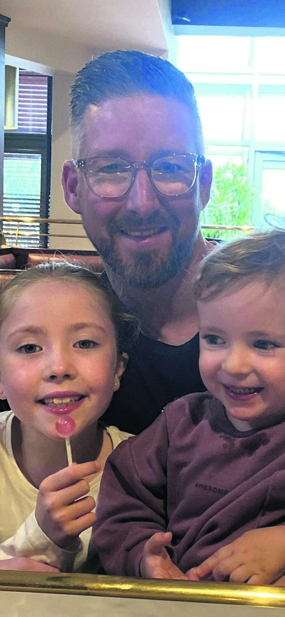Alan Kearney from Farranree, now living in Melbourne, with his niece and nephew, Lucy and Tommy. Alan Kearney from Farranree, now living in Melbourne, with his niece and nephew, Lucy and Tommy.