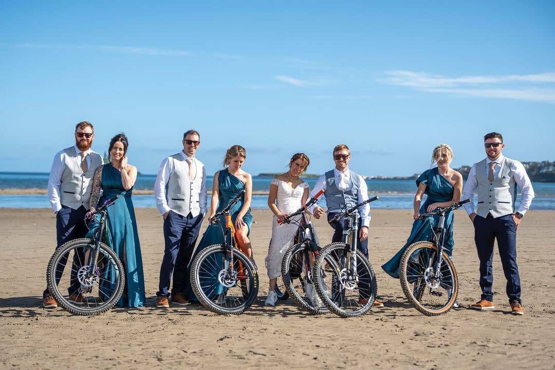 Maid of honour was Karena O’Riordan (Sinead’s sister). Bridesmaids were Libby O’Leary and Anna Chamzyck. Maid of honour was Karena O’Riordan (Sinead’s sister). Bridesmaids were Libby O’Leary and Anna Chamzyck.