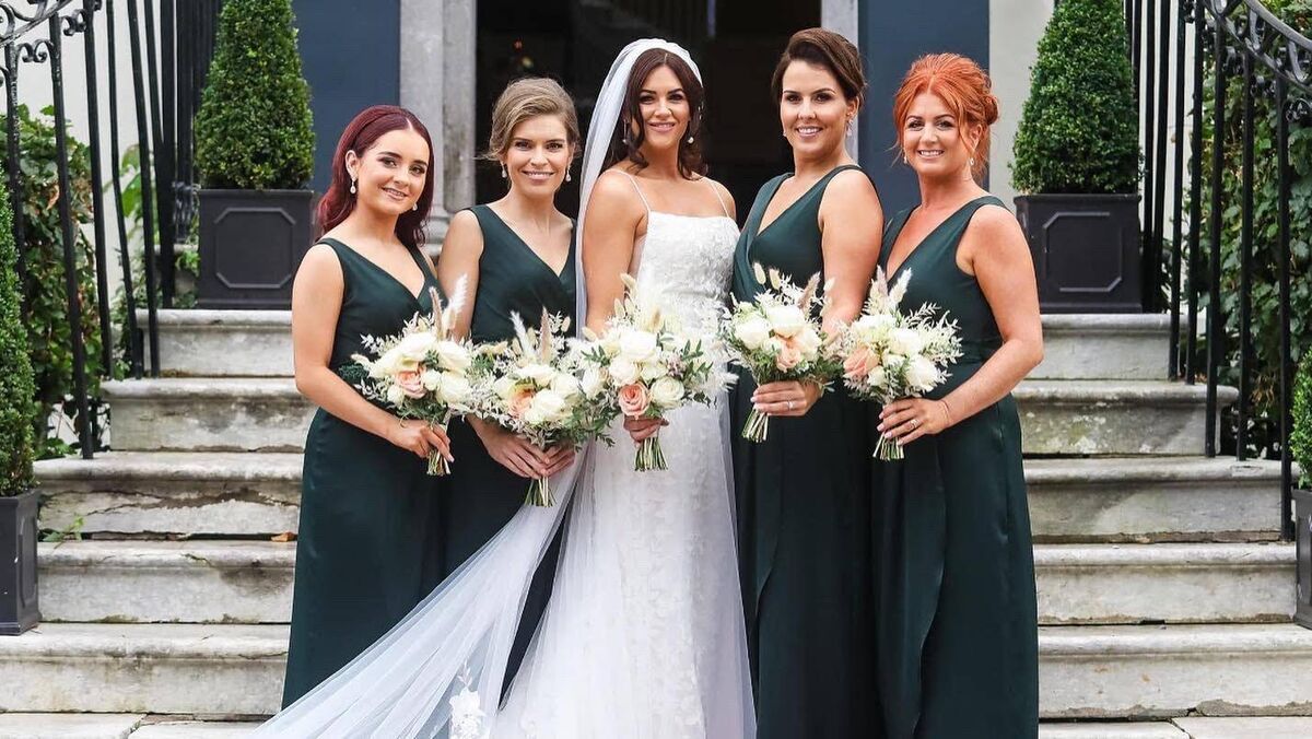 Maid of Honour was Kiera O’Sullivan (cousin), Amanda Counihan (cousin), Carol Ginnifer (friend) and Sarah Jane O’Sullivan (cousin). Maid of Honour was Kiera O’Sullivan (cousin), Amanda Counihan (cousin), Carol Ginnifer (friend) and Sarah Jane O’Sullivan (cousin).