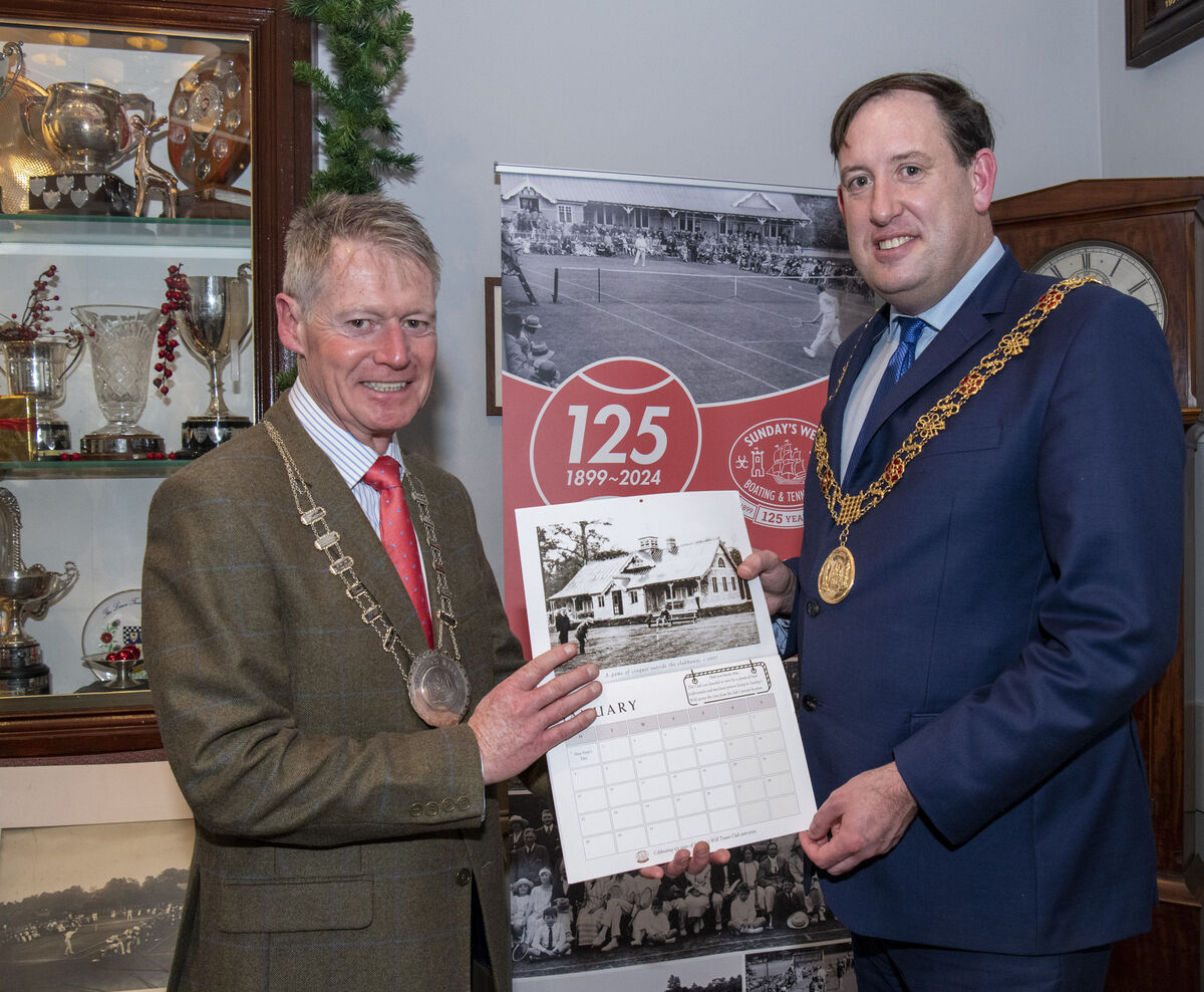 Pictured are: Donal Johnson, Club Chairman and Cllr. Kieran McCarthy, Lord Mayor of Cork, launching the calendar. Pic: Brian Lougheed