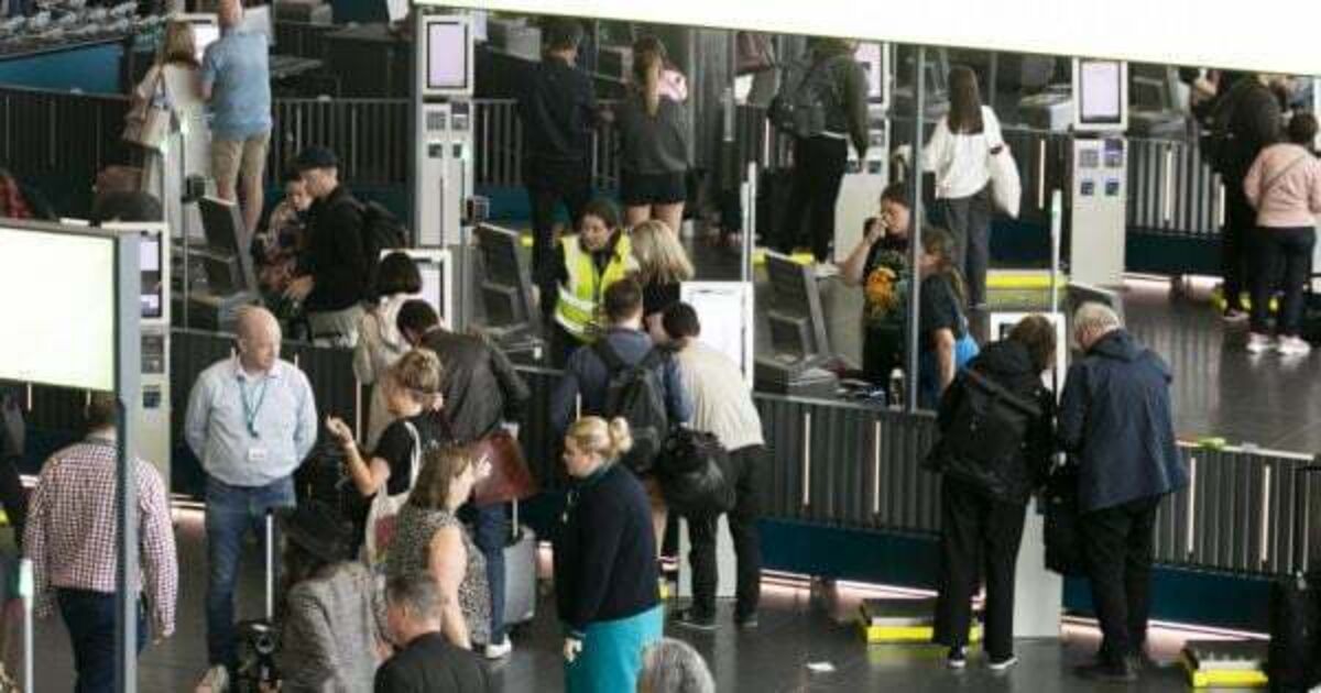 Former Aer Arann boss warns Dublin Airport expansion could make things 'very difficult' - Vimarsana News