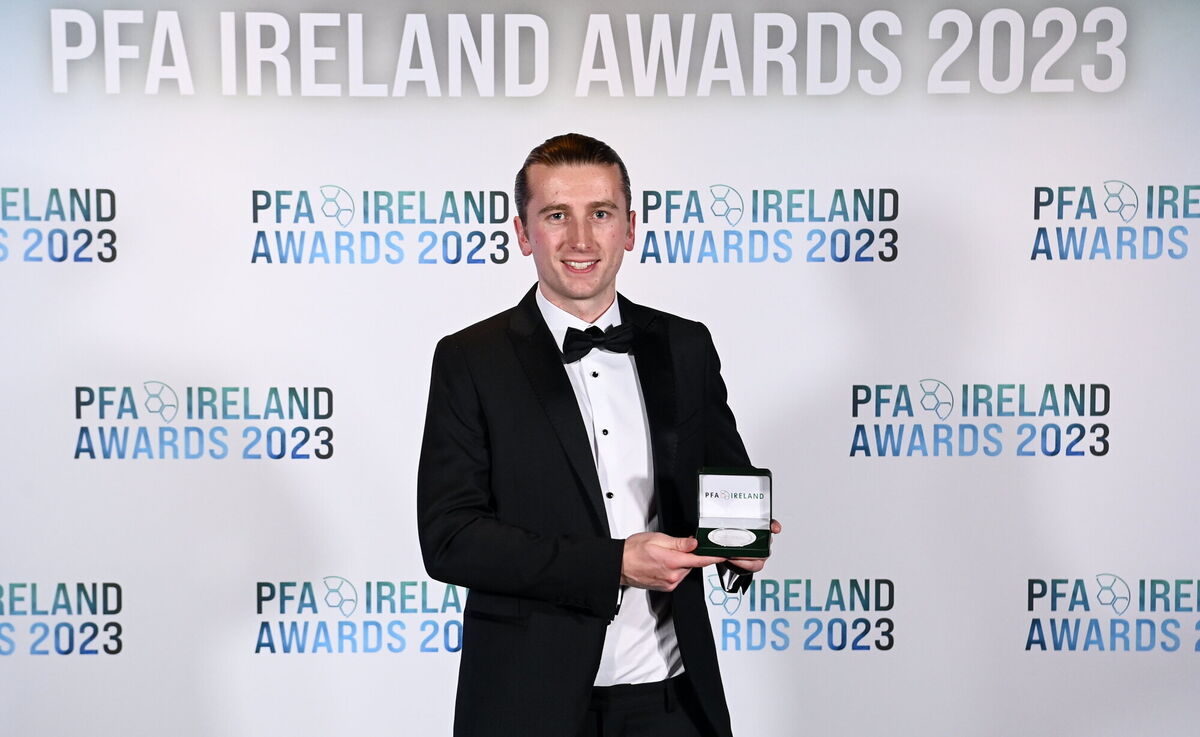 David Hurley of Galway United with his PFA Ireland Men’s First Division Team of the Year medal during the PFA Ireland Awards 2023 at Anantara The Marker Dublin Hotel in Dublin. Photo by Stephen McCarthy/Sportsfile