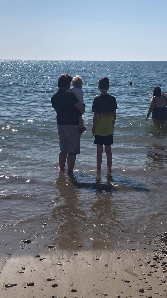  Seán Feeney with son Jay, 5 and stepson, Nathan,16.