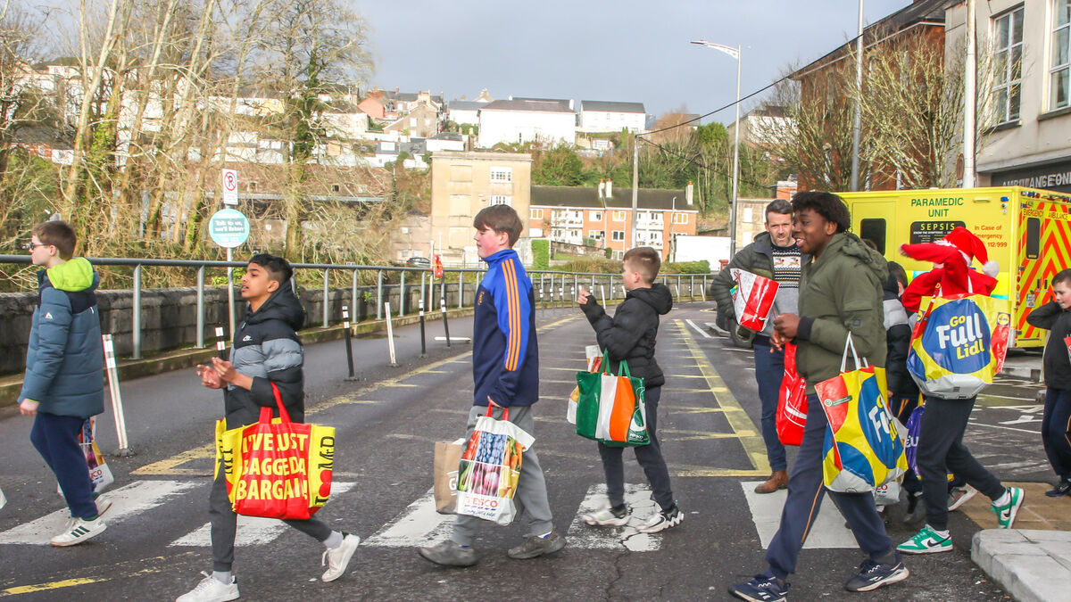 Pictures: Cork pupils deliver 110 bags of food to Penny Dinners ahead of busy Christmas period 