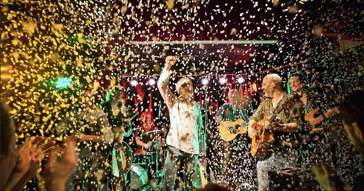 So here it is, Merry (12 gigs of) Christmas! - Vimarsana News