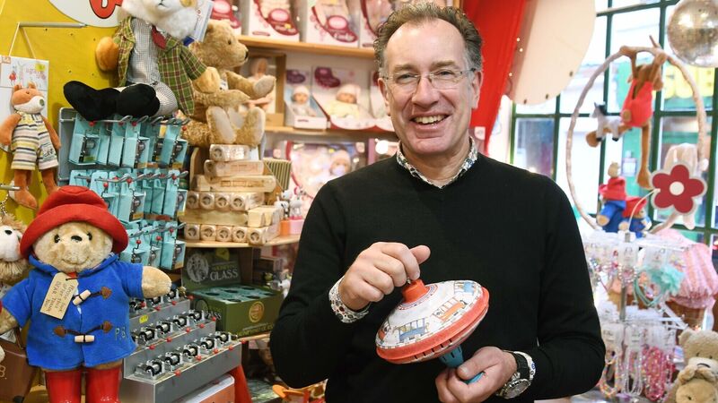 Cork retailers reporting strong sales and busy trade in run-up to Christmas Cork retailers reporting strong sales and busy trade in run-up to Christmas