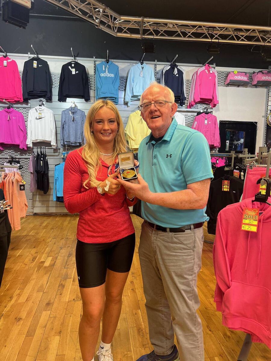 Kevin Cummins congratulated Leanne Murphy on her gold medal.