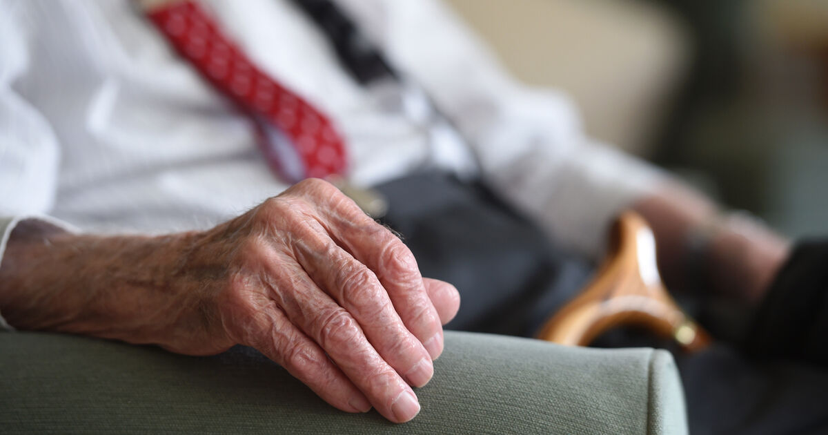 Watch: Cork doctor encourages older people to try to keep to routine at Christmas - Vimarsana News
