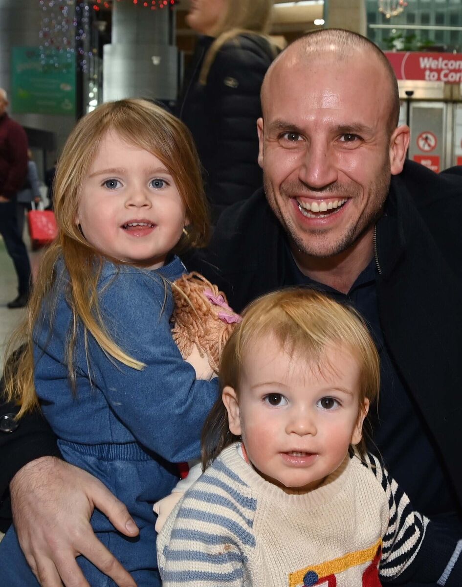  Kevin Voltes arriving at Cork Airport from Paris for Christmas where he was greeted by his children Margot and Liam.
