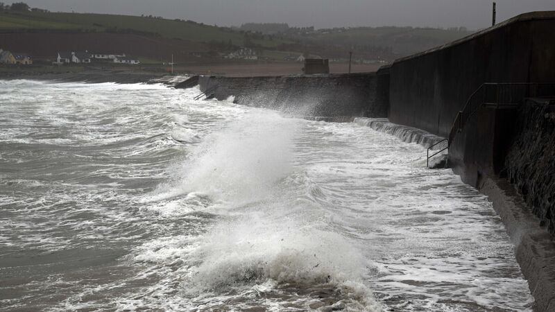 Parts of Cork set to experience violent gusts this evening; public urged to take ‘extreme care’